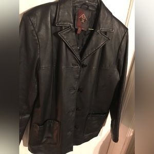 Vtg. G 111 genuine black leather jacket, size MM